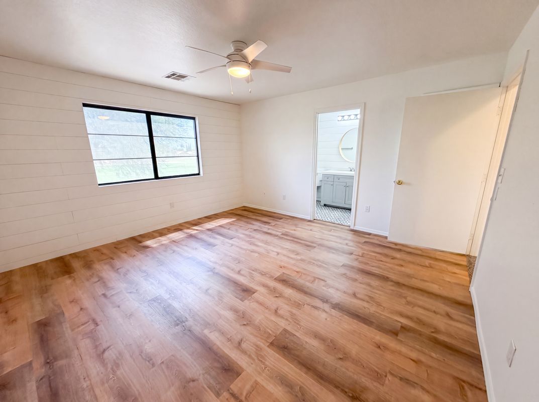 Photo 6 of 24 of 1376 S Boulder St, Gilbert, AZ
