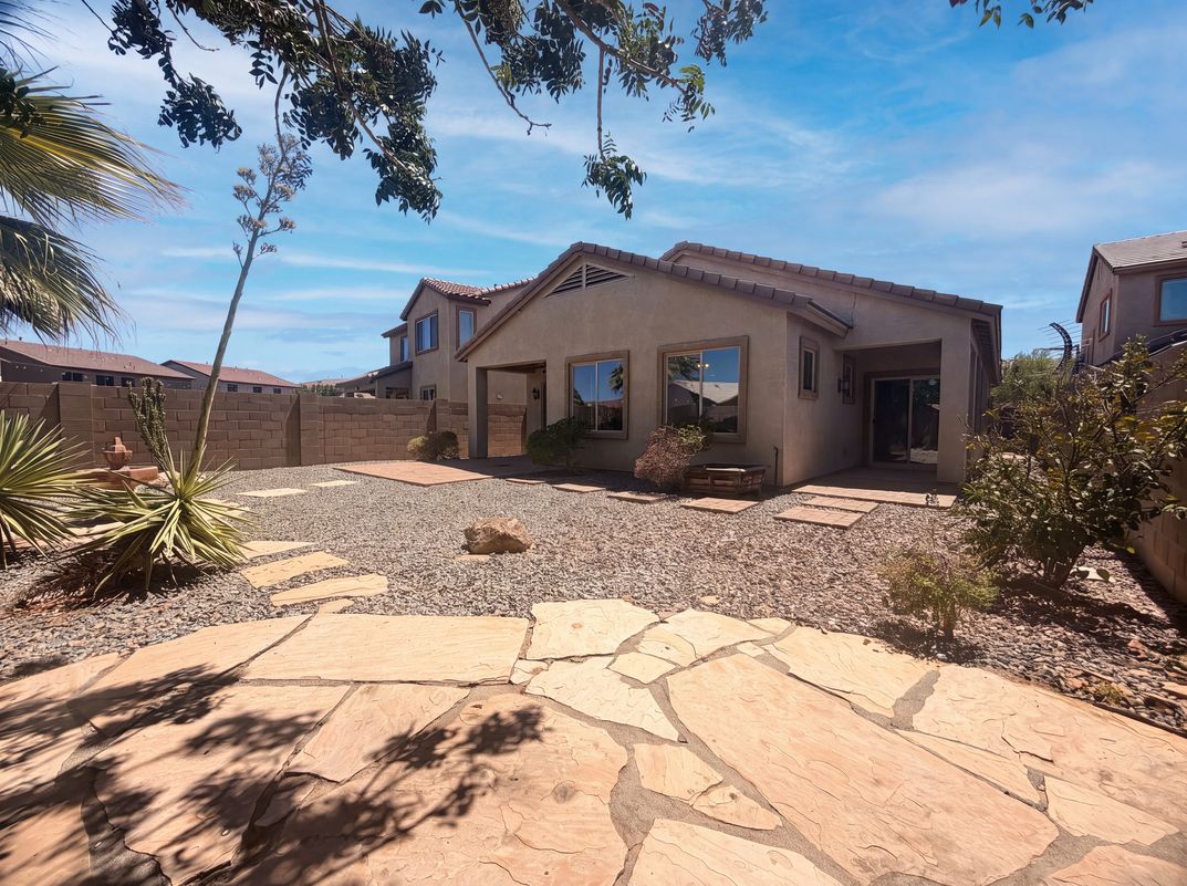 Photo 5 of 17 of 28321 N Cactus Flower Cir, San Tan Valley, AZ