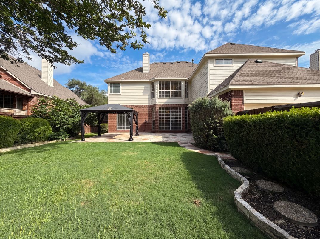 Photo 5 of 33 of 1429 Greenbriar Dr, Allen, TX