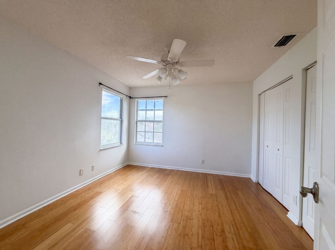 Photo 13 of 29 of 1848 Capeside Cir, Wellington, FL
