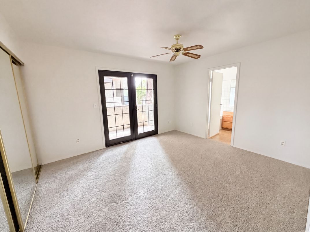 Photo 9 of 24 of 5056 Jeffreys St, Las Vegas, NV