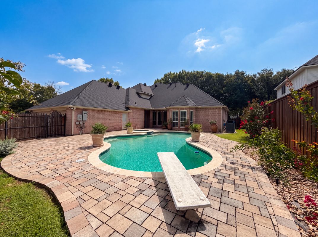 Photo 36 of 38 of 4606 Mill Wood Dr, Colleyville, TX