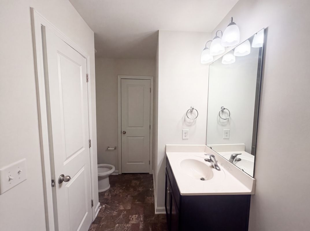 Photo 17 of 28 of 6800 Olivia Ct, Whitsett, NC