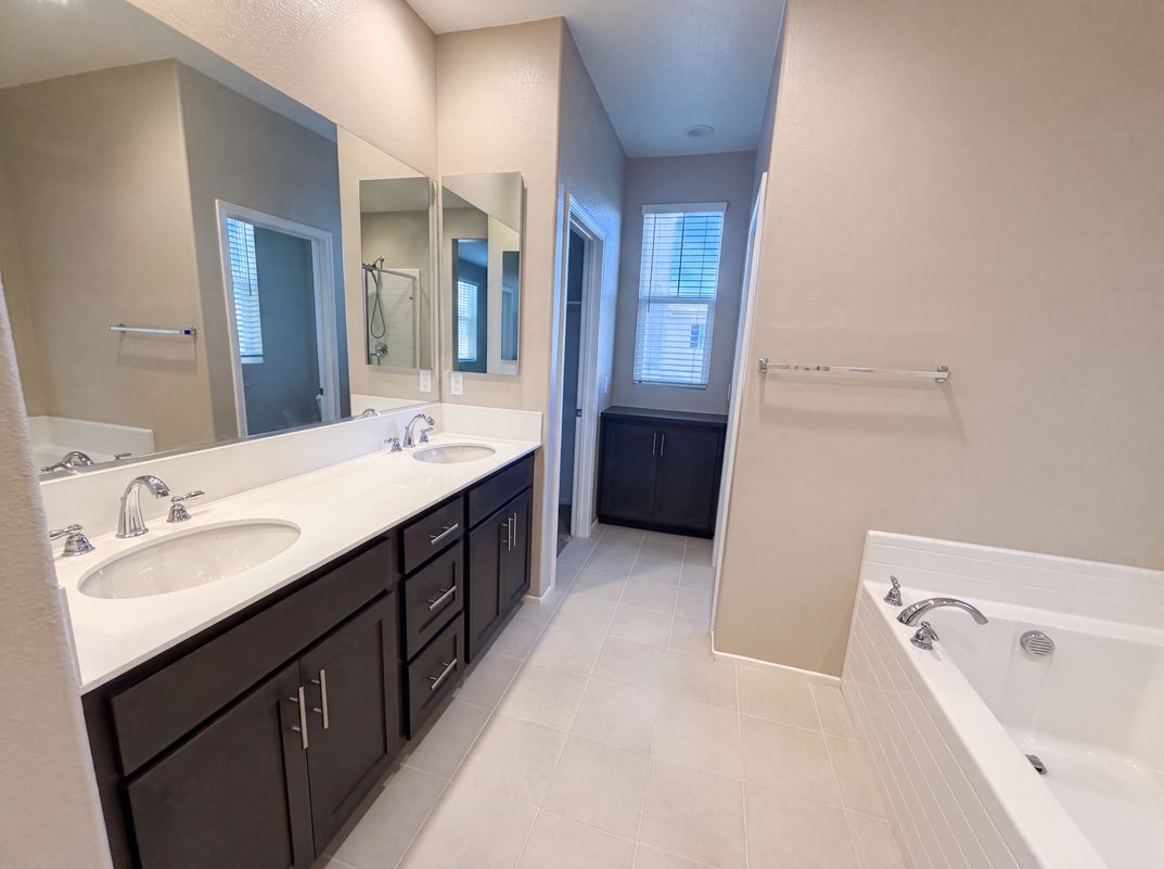 Photo 21 of 30 of 3885 Iron Mountain Cir, Jurupa Valley, CA