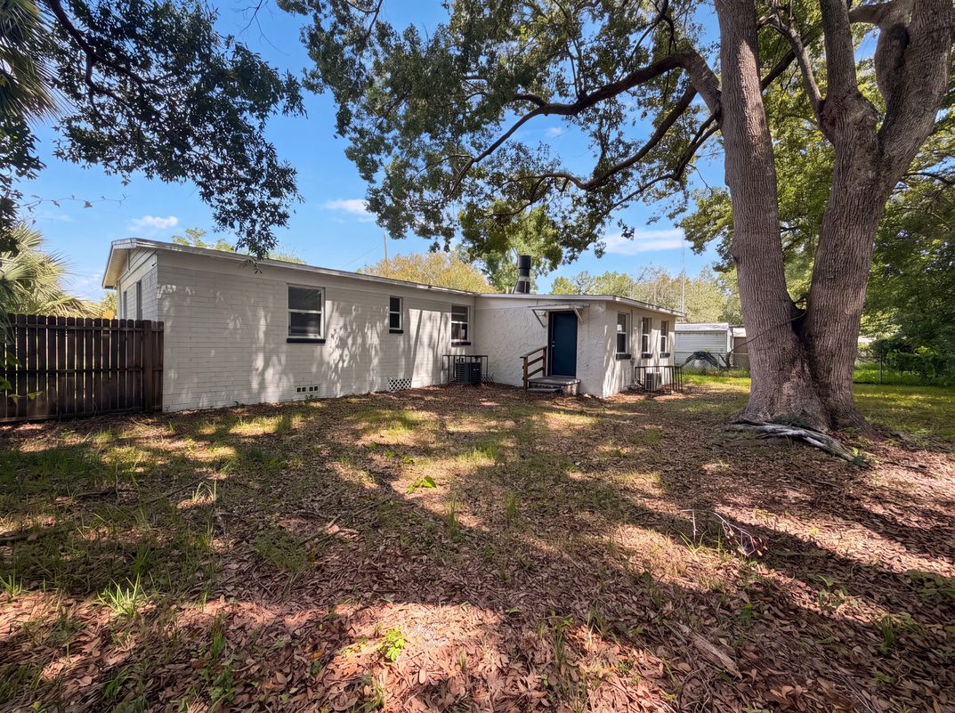 Photo 5 of 20 of 3740 Ballejo Ct W, Jacksonville, FL