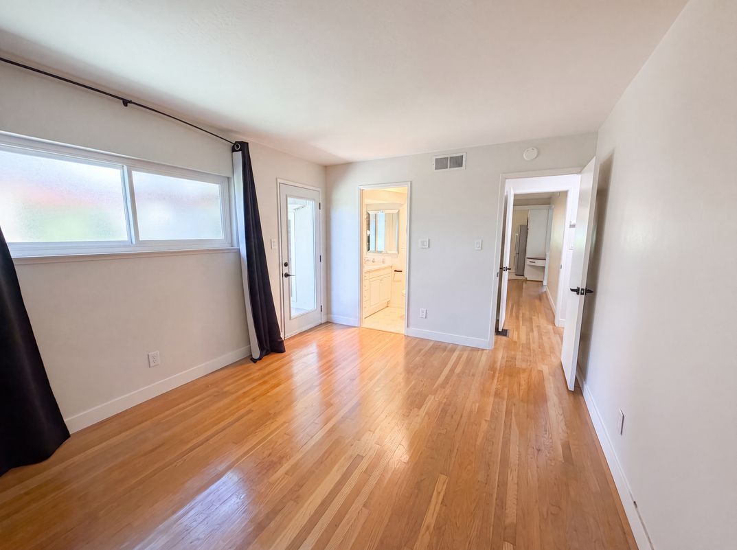 Photo 4 of 27 of 9630 Beachwood Dr, Orangevale, CA