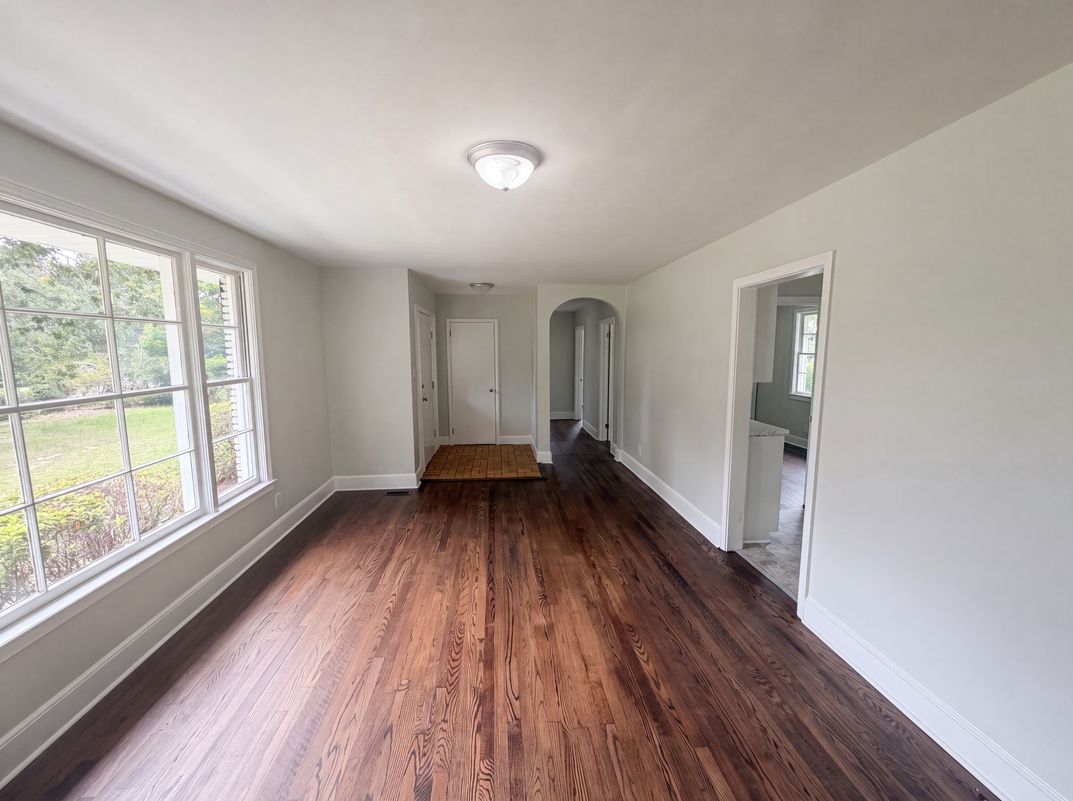 Photo 6 of 20 of 1937 Beckley Dr, Columbia, SC