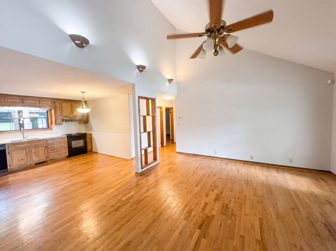 Photo 6 of 18 of 120 Bay Ct, Eatonton, GA