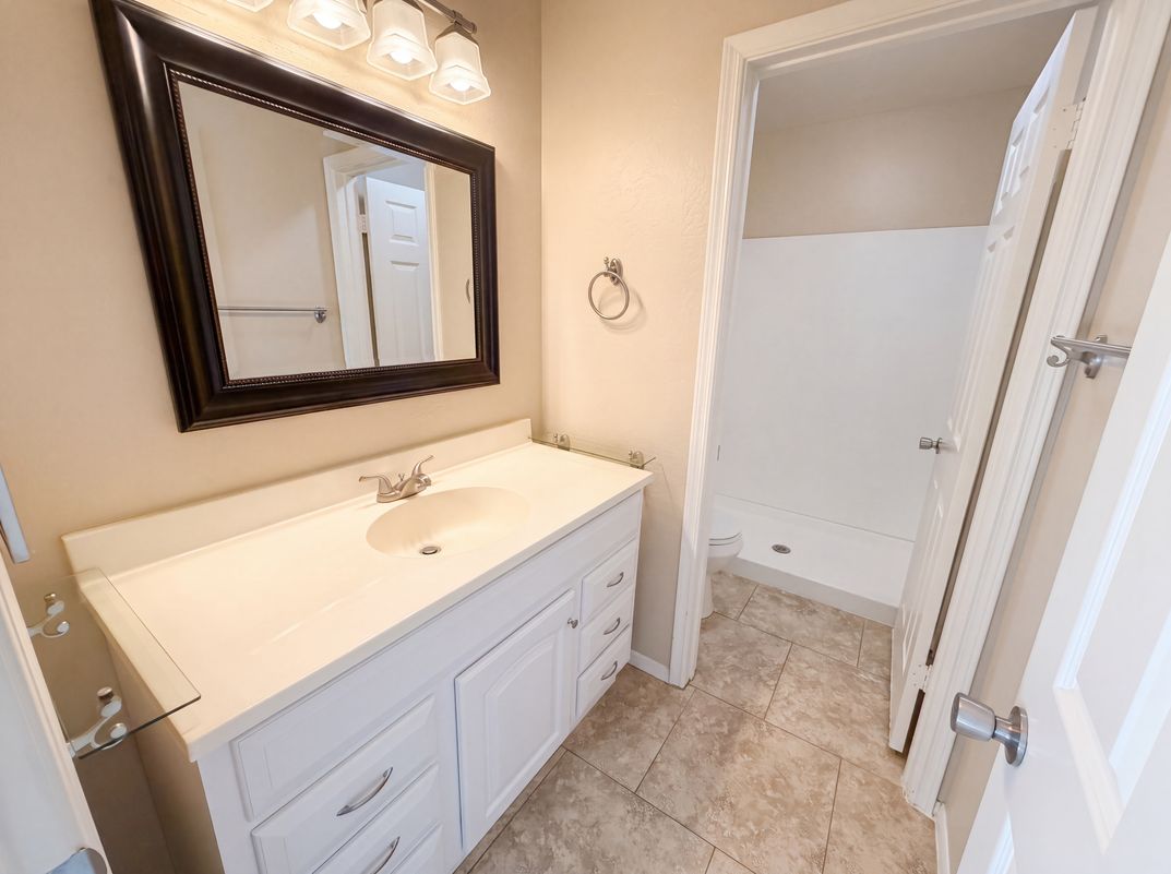 Photo 10 of 21 of 1388 N Los Altos Dr, Chandler, AZ