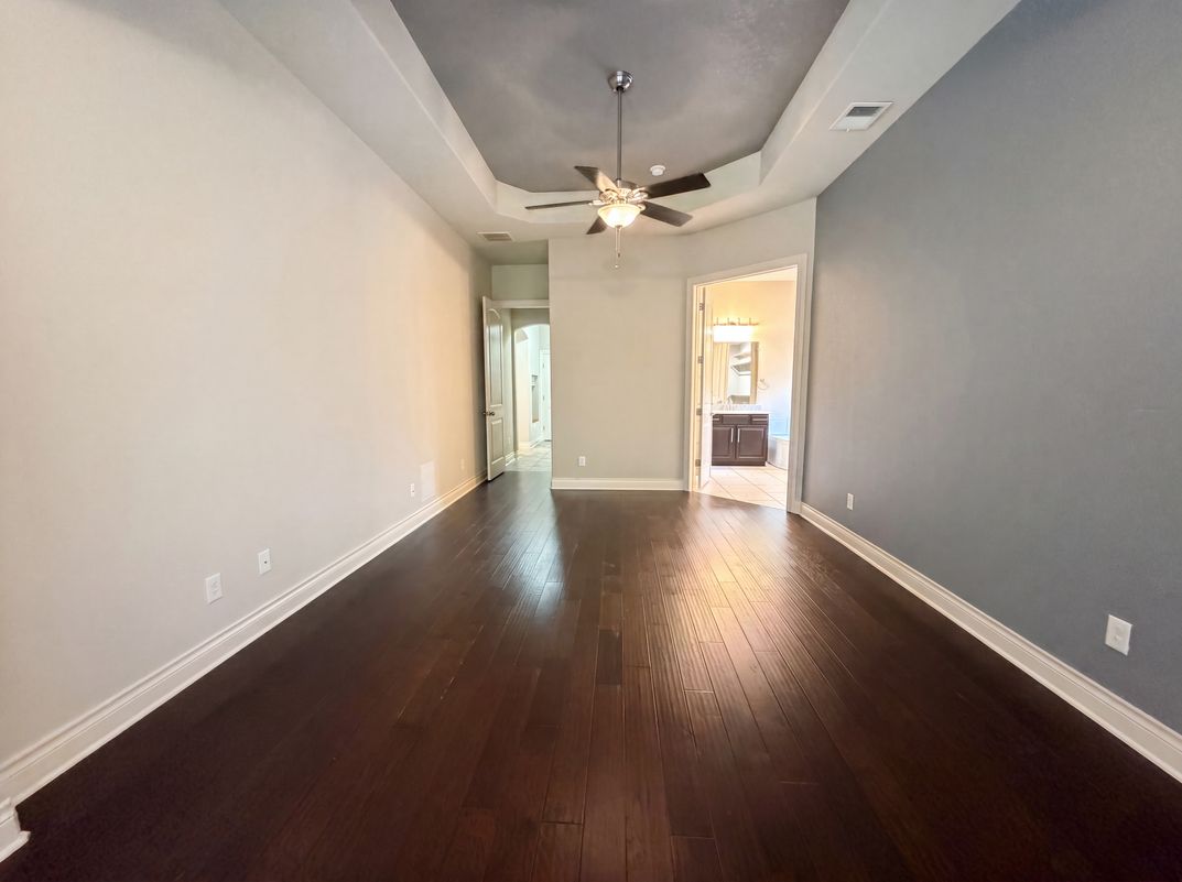 Photo 4 of 26 of 1058 Cedar Glen Dr, New Braunfels, TX