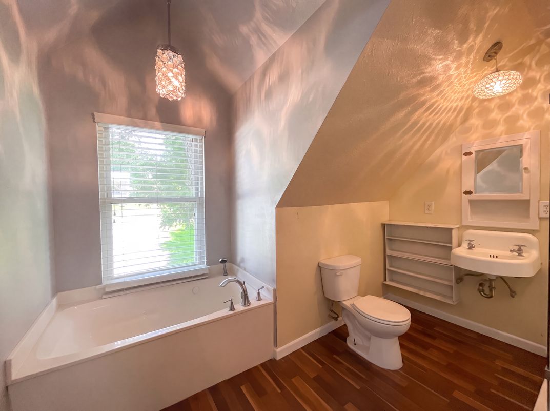 Photo 14 of 19 of 70 Rustling Oaks St, Coldspring, TX