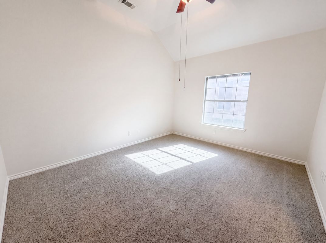 Photo 4 of 21 of 529 Olympia St, Desoto, TX