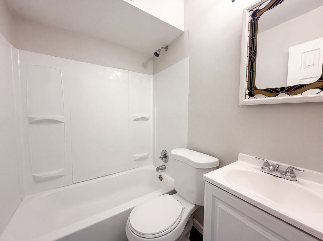 Photo 10 of 21 of 871 Wycliffe Ct, Saint Louis, MO