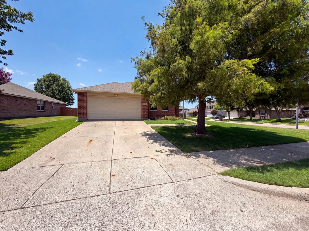 Photo 13 of 14 of 725 Hanceville Way, Wylie, TX