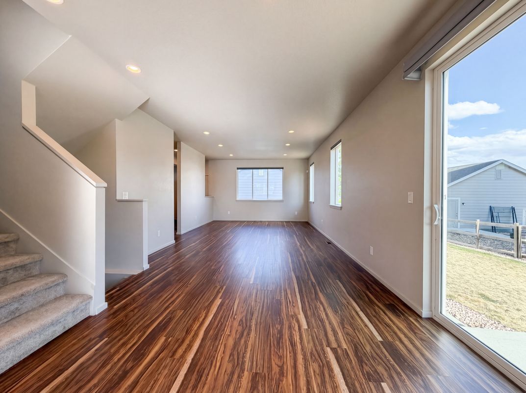 Property photo 3 of 12746 River Rock Way