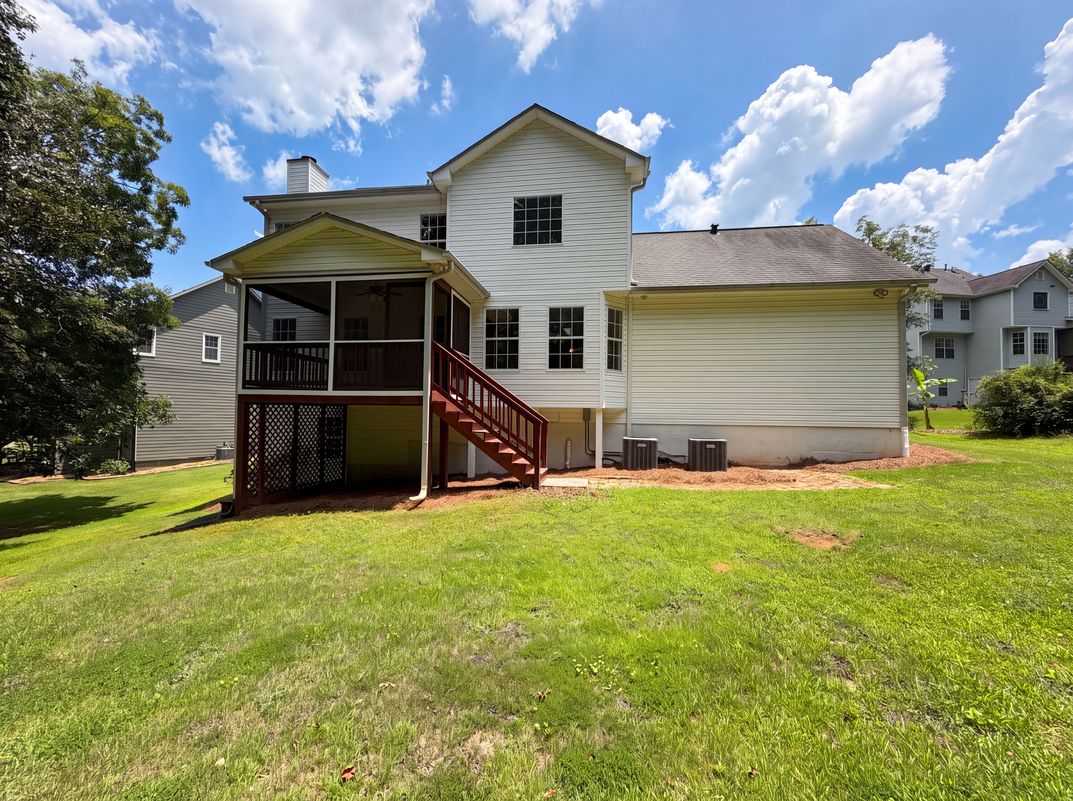Photo 5 of 29 of 2684 High Point Ct, Loganville, GA