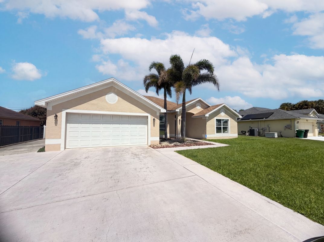 Photo 18 of 23 of 3642 SW Sterricker St, Port Saint Lucie, FL