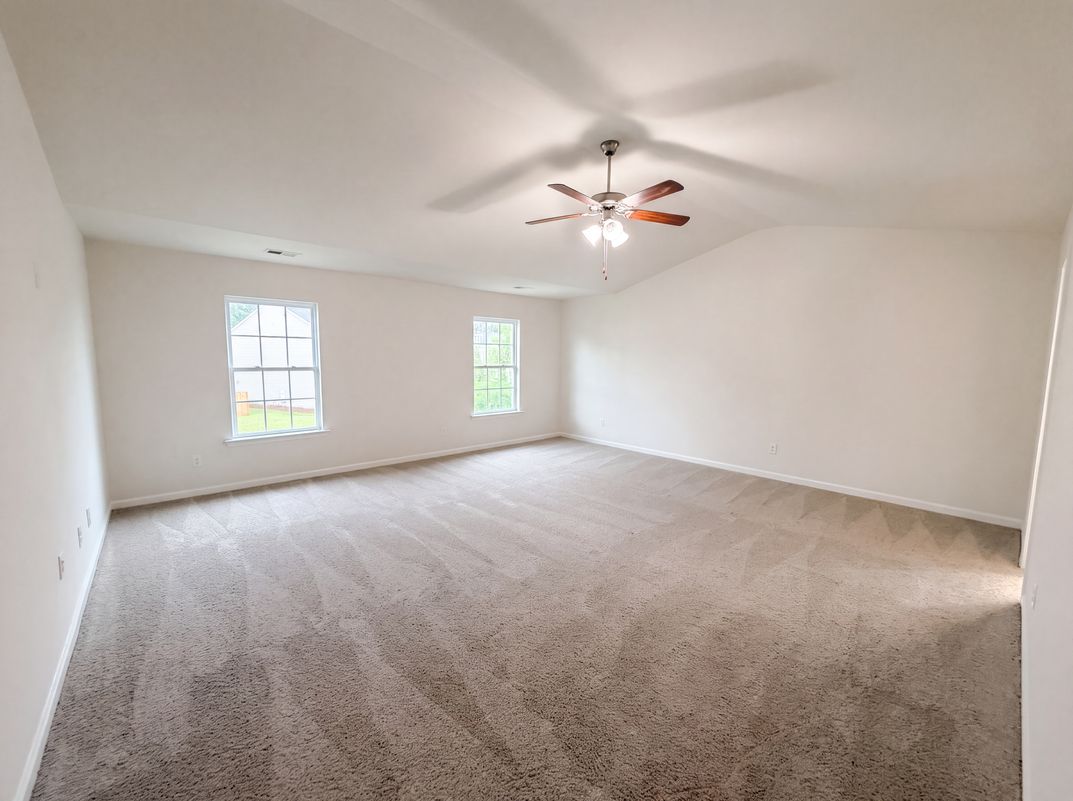 Photo 12 of 30 of 1144 Campbell Ridge Dr, Elgin, SC