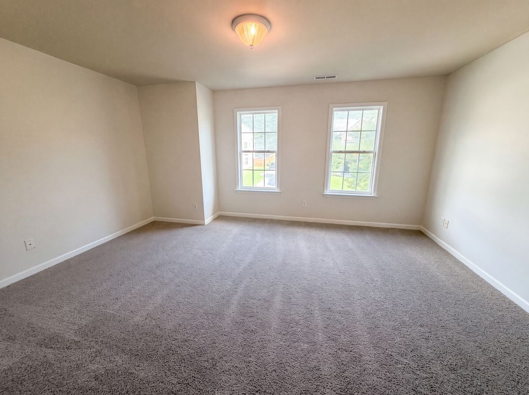 Photo 12 of 23 of 5237 Emerald Spring Dr, Knightdale, NC