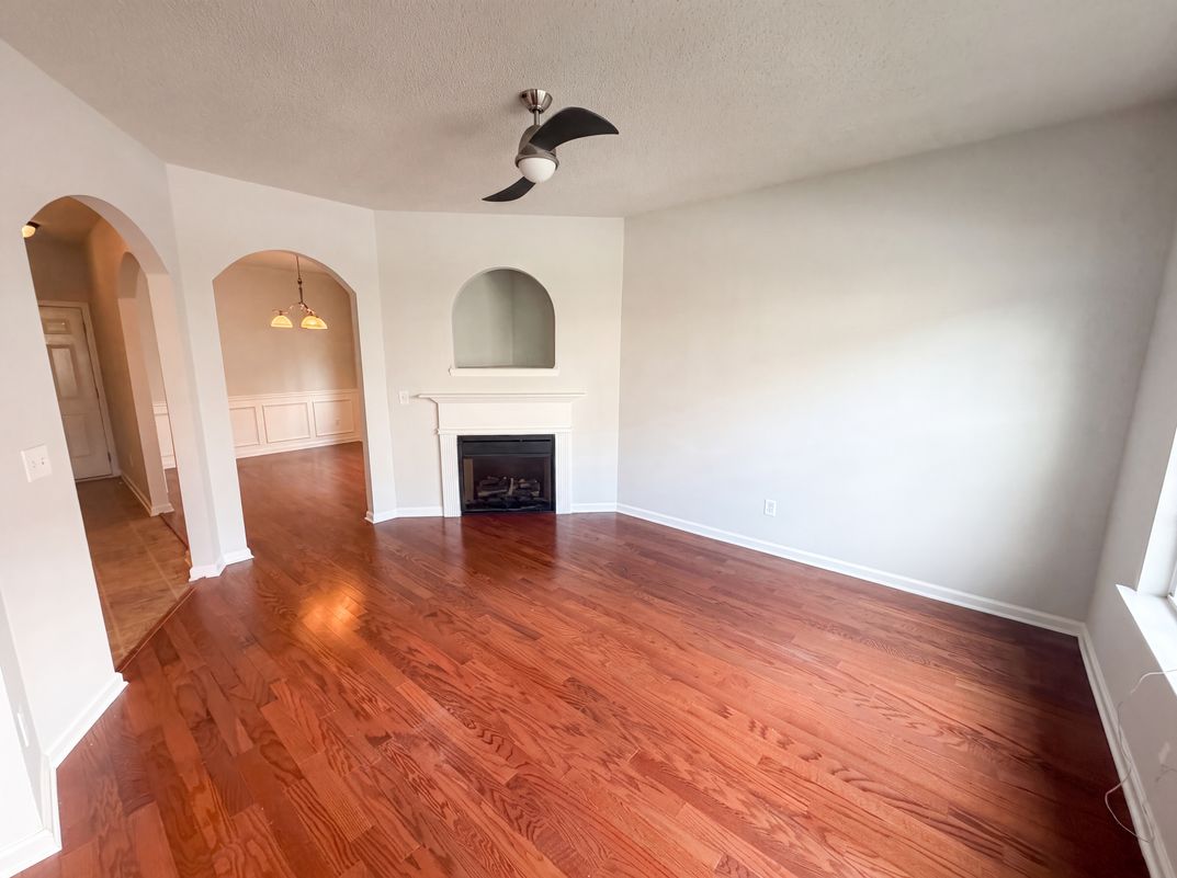 Photo 7 of 20 of 7553 Rutgers Cir, Fairburn, GA