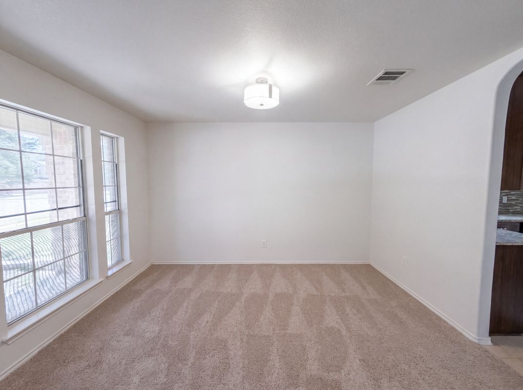 Photo 9 of 20 of 6805 Aquamarine Dr, Killeen, TX