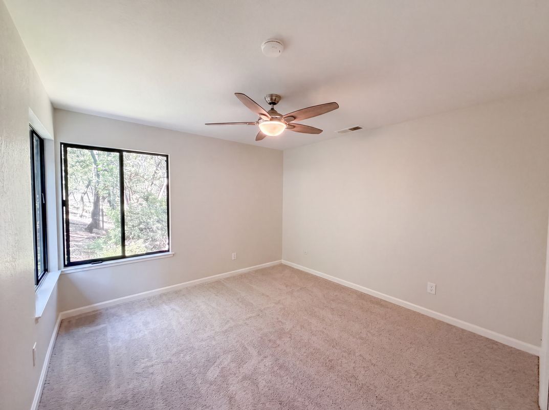 Photo 4 of 47 of 815 Wild Oak Dr, Santa Rosa, CA