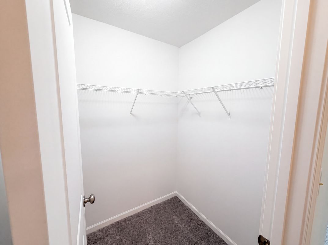Photo 23 of 44 of 791 W Glenview Dr, Lenoir City, TN