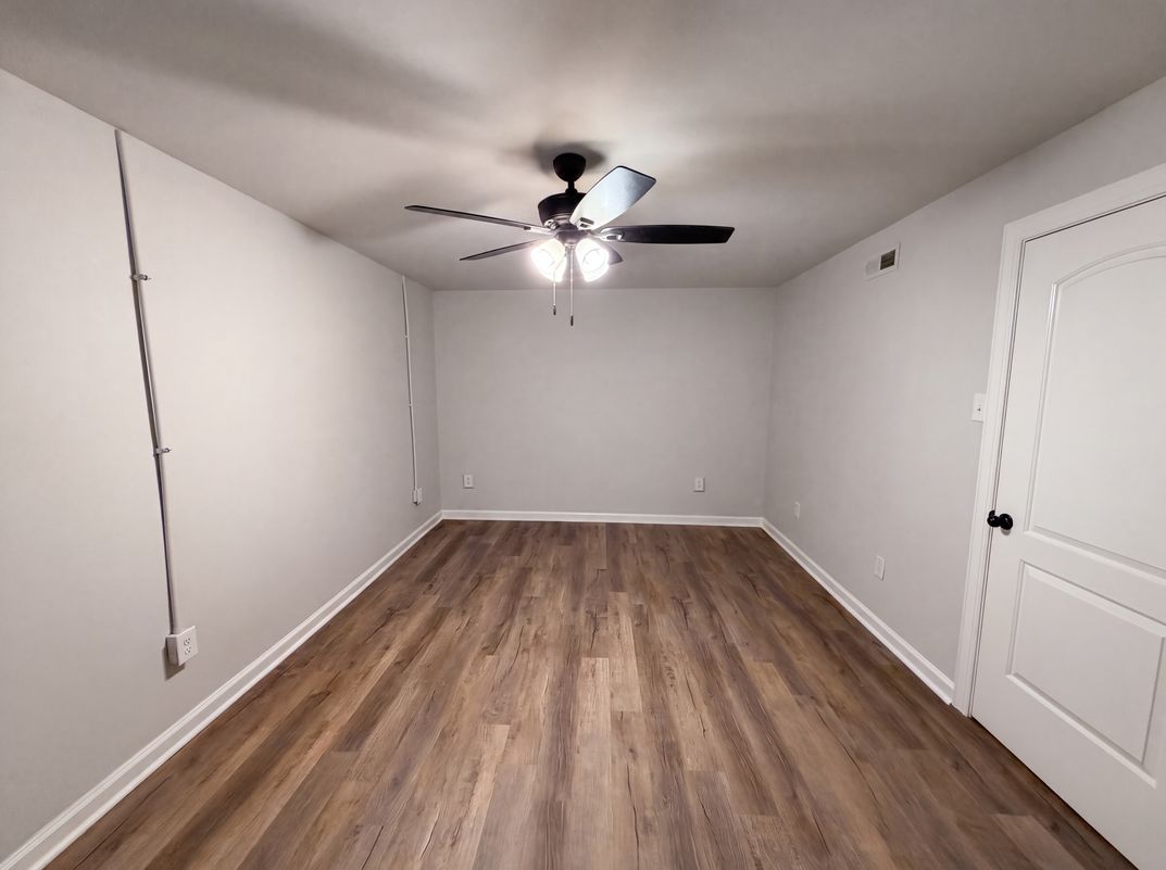 Photo 13 of 21 of 2510 Middleton Dr, Gastonia, NC