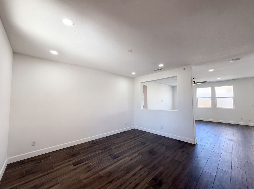 Photo 10 of 40 of 1216 Hamel Way, Galt, CA