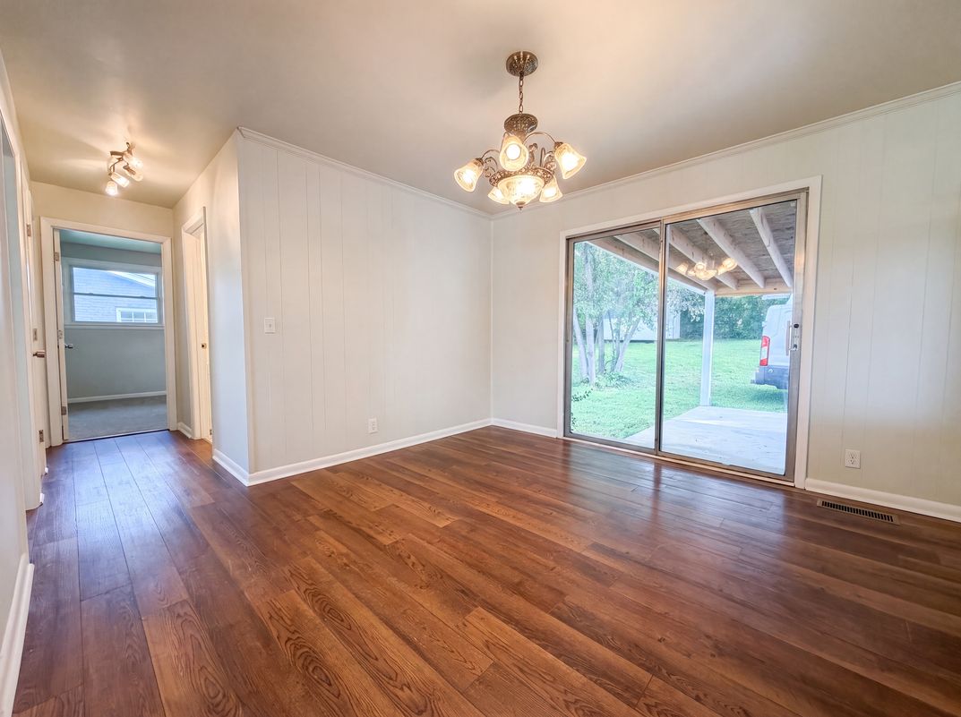 Photo 6 of 17 of 213 Bonnaridge Dr, Hermitage, TN