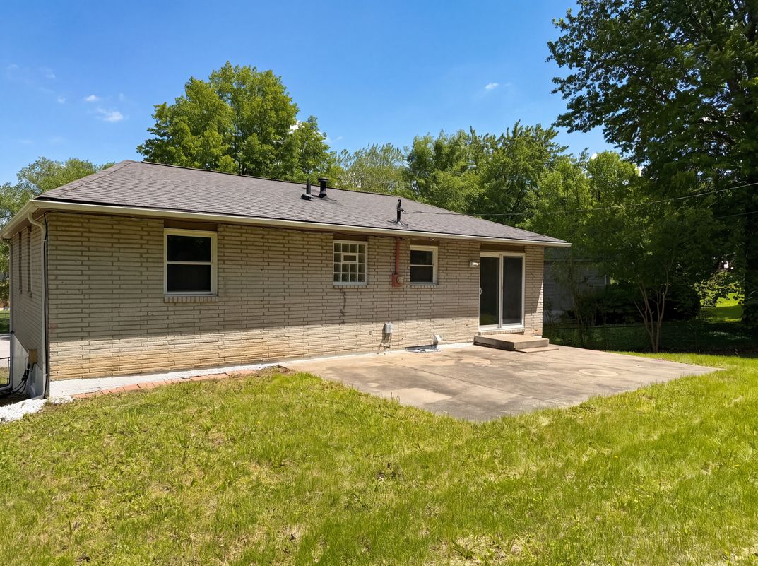 Photo 16 of 18 of 16517 E 35th Street Ct, Independence, MO