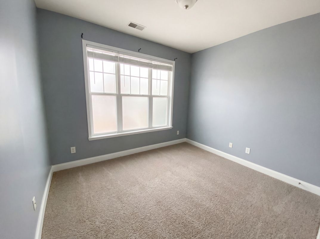 Photo 9 of 19 of 8915 Cinder Ln, Huntersville, NC