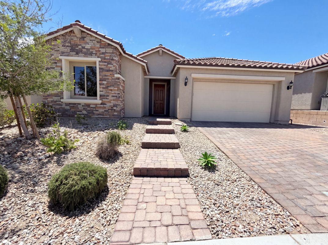 Photo 41 of 47 of 10619 Skye Paseo Ave, Las Vegas, NV