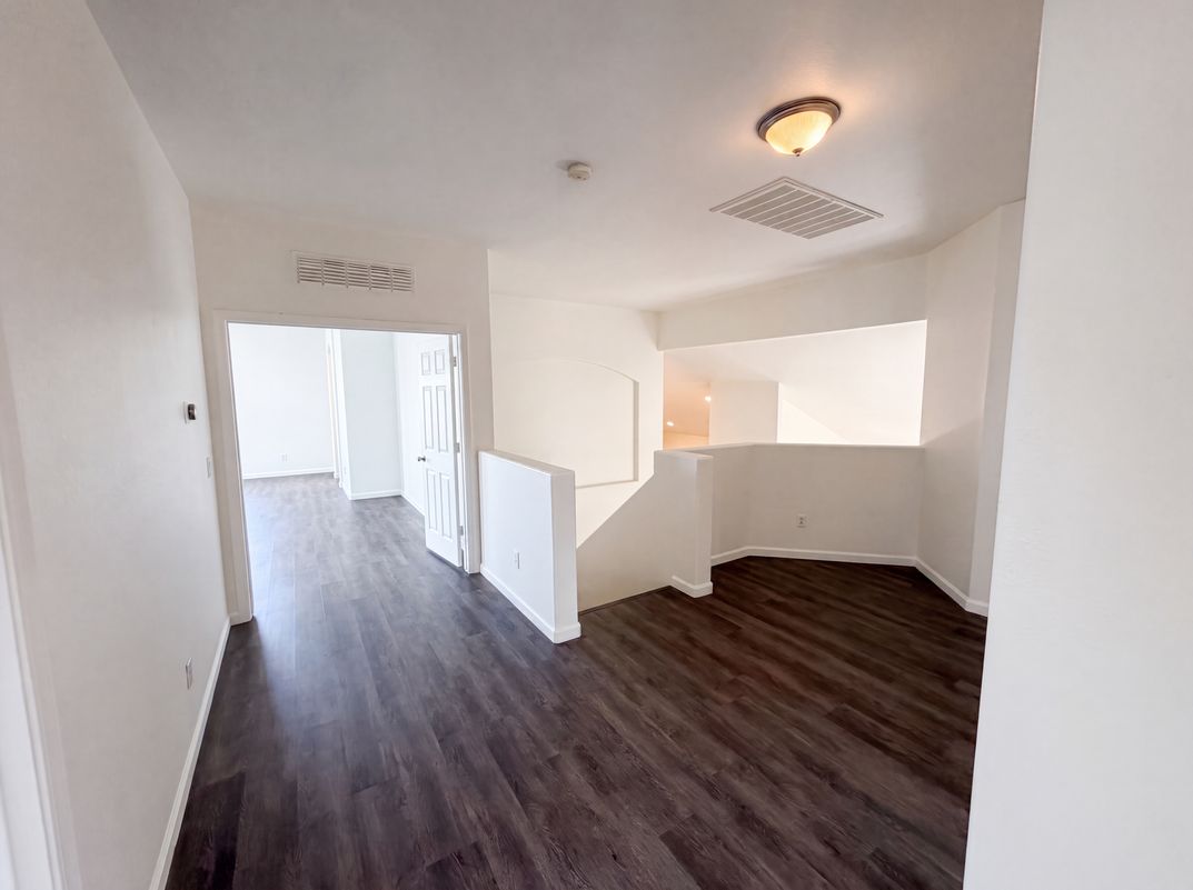 Photo 18 of 39 of 7428 S 15th Dr, Phoenix, AZ