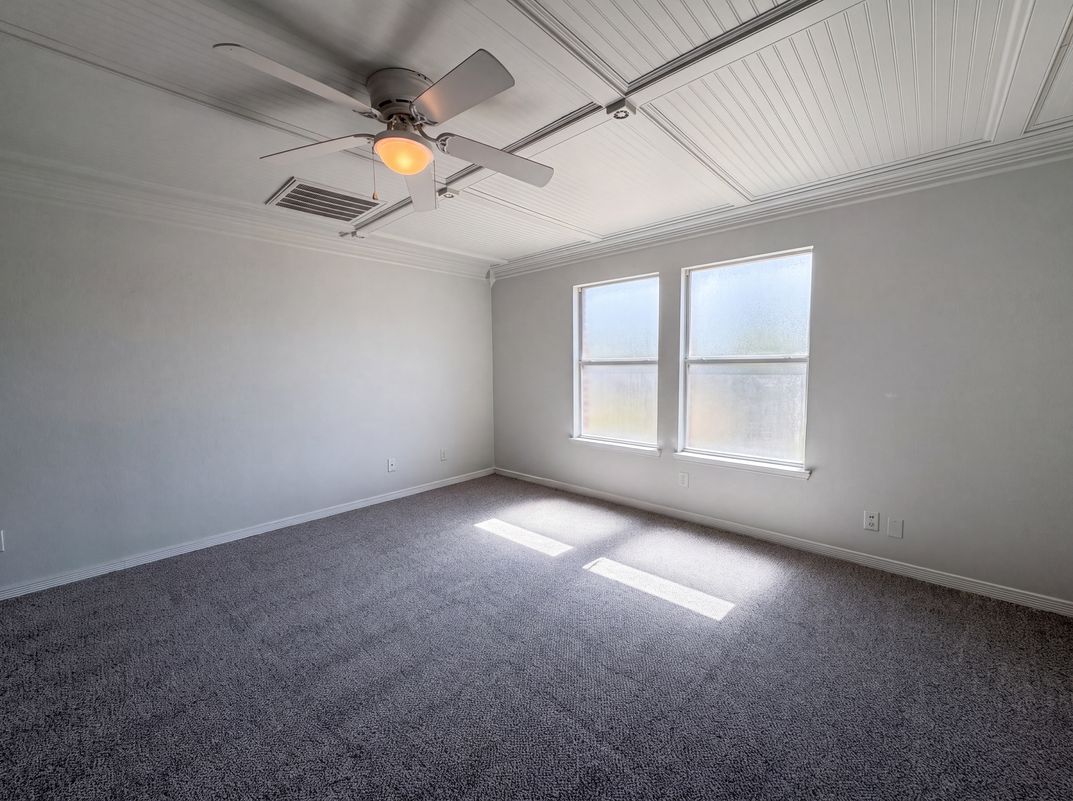 Photo 9 of 21 of 3940 Victory Ct, Midlothian, TX