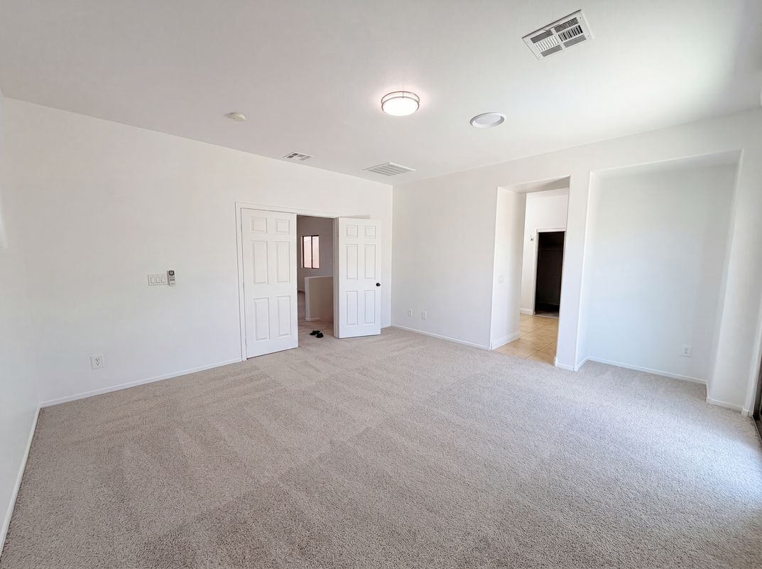 Photo 4 of 52 of 1812 John Bevy Ct, North Las Vegas, NV