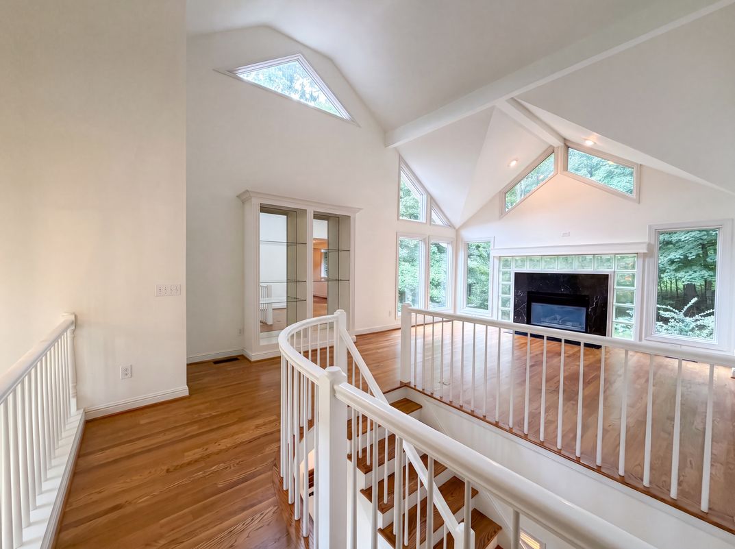 Photo 7 of 84 of 7030 Willowick Dr, Brentwood, TN