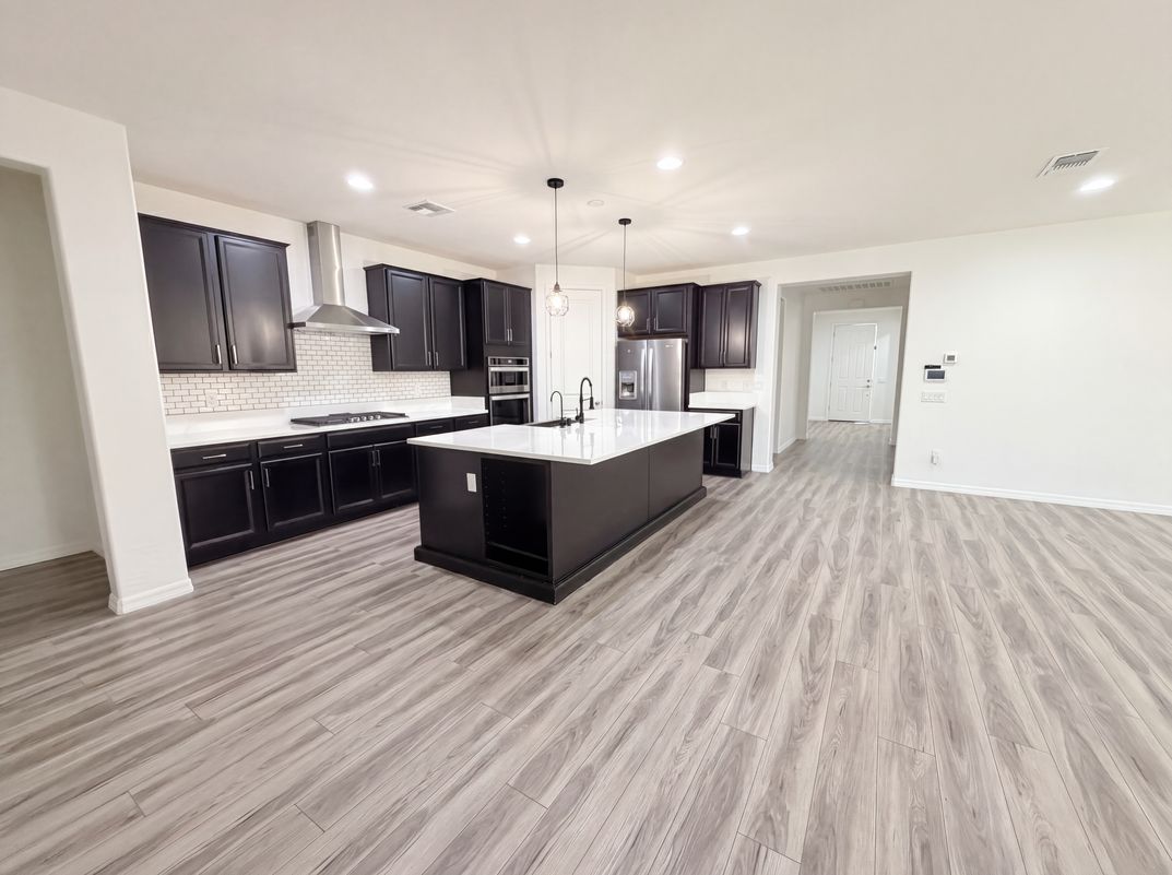 Photo 17 of 47 of 10619 Skye Paseo Ave, Las Vegas, NV