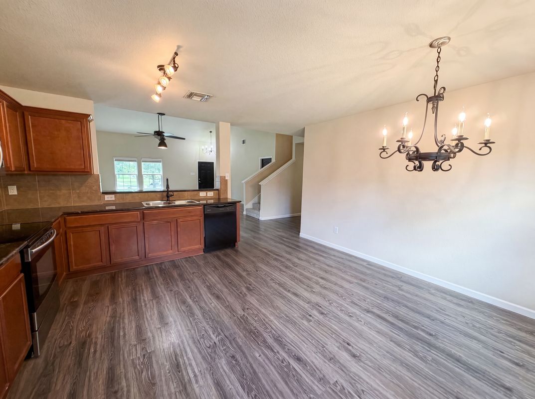 Photo 7 of 17 of 1404 Claire Ln, Royse City, TX