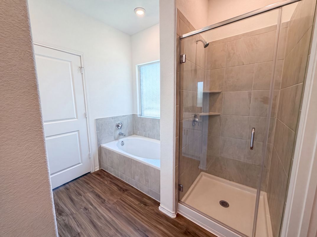 Photo 13 of 16 of 424 Wolf Springs Rd, Georgetown, TX