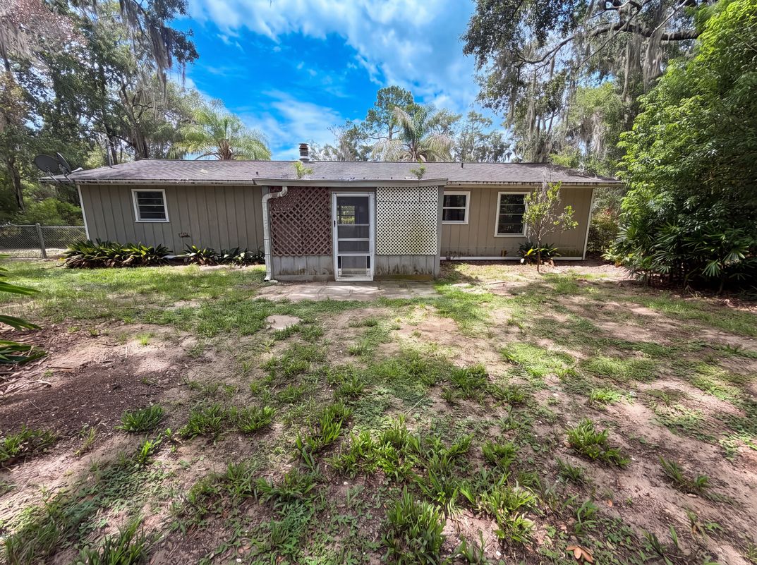 Photo 5 of 21 of 6854 Holly Hill Rd, Melrose, FL