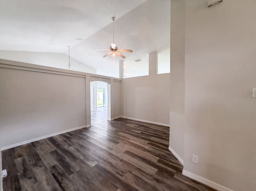 Photo 6 of 31 of 721 Sunburst Cove Ln, Winter Garden, FL