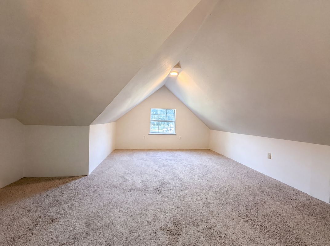 Photo 14 of 21 of 11823 Meadowchase Dr, Houston, TX