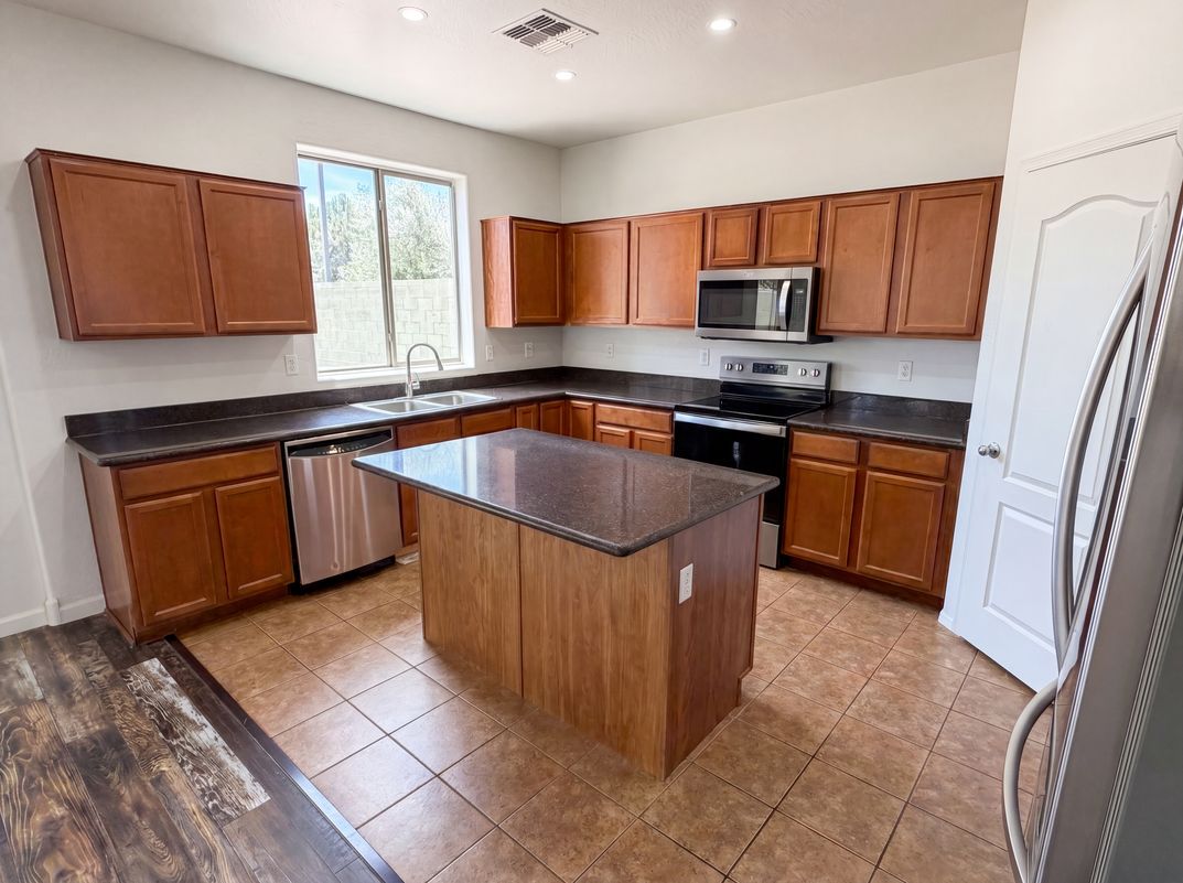 Property photo 2 of 17171 W Young St