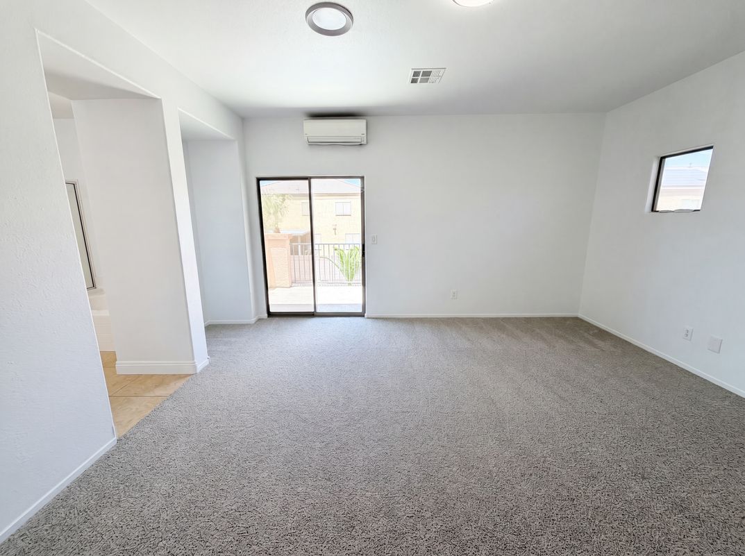 Photo 16 of 52 of 1812 John Bevy Ct, North Las Vegas, NV