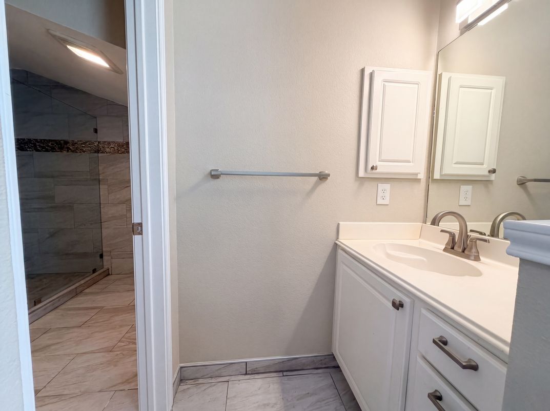 Photo 14 of 23 of 13419 Star Heights Dr, San Antonio, TX