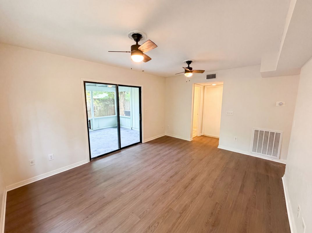 Photo 9 of 28 of 830 Dunbar Ter, Winter Springs, FL