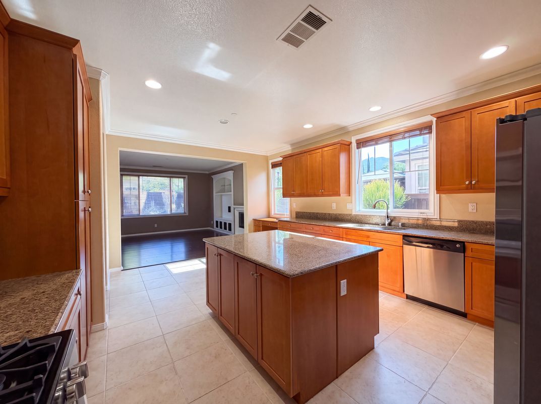 Photo 14 of 39 of 2954 Rangpur Ct, Escondido, CA