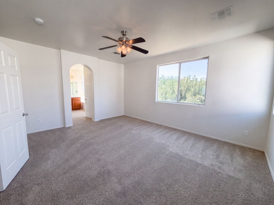 Photo 4 of 34 of 1214 E Frances Ln, Gilbert, AZ