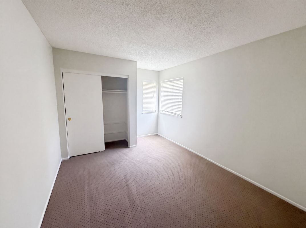 Photo 11 of 25 of 22864 Finch St, Grand Terrace, CA